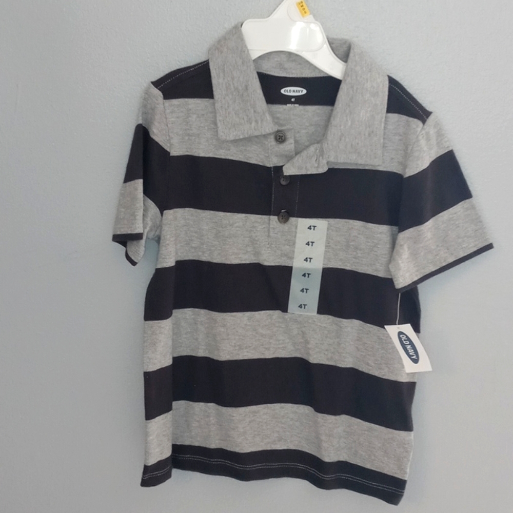 Old navy t-shirt 4t